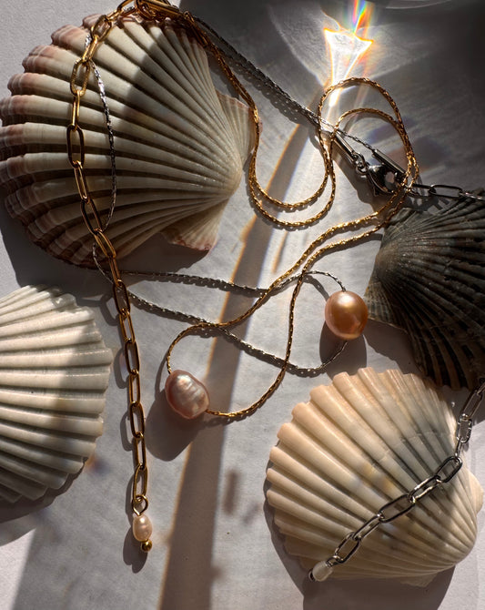 Dreaming Keshi Pearl Necklace